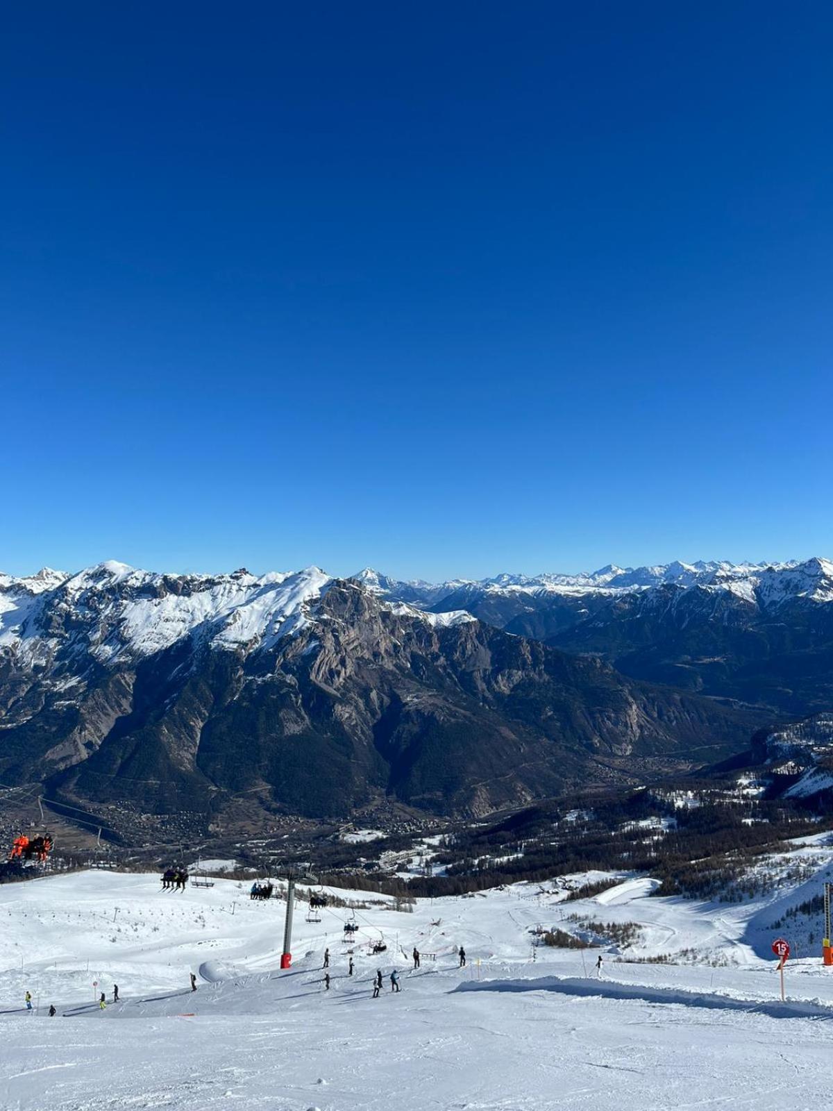 "La Batisse Des Pres" Leilighet Puy-Saint-Vincent Eksteriør bilde